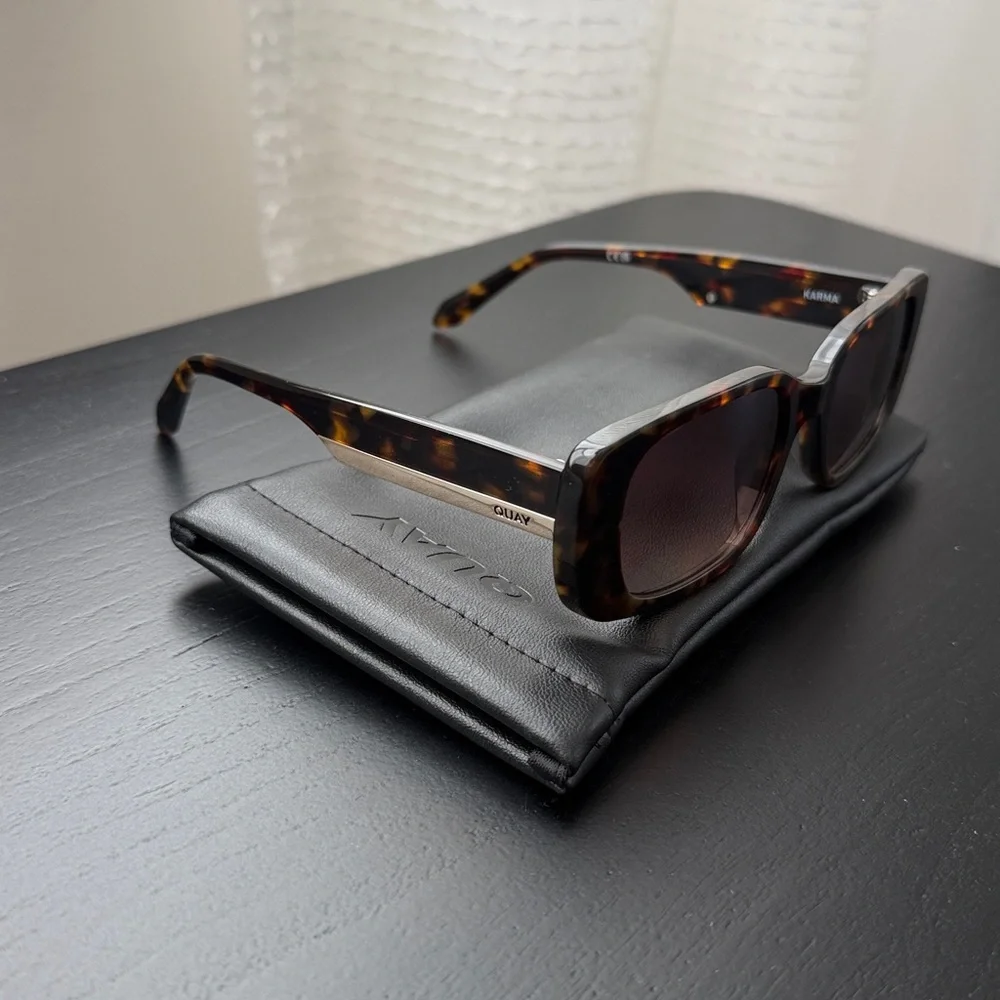 Quay Karma Sunglasses - Picture 2 of 8